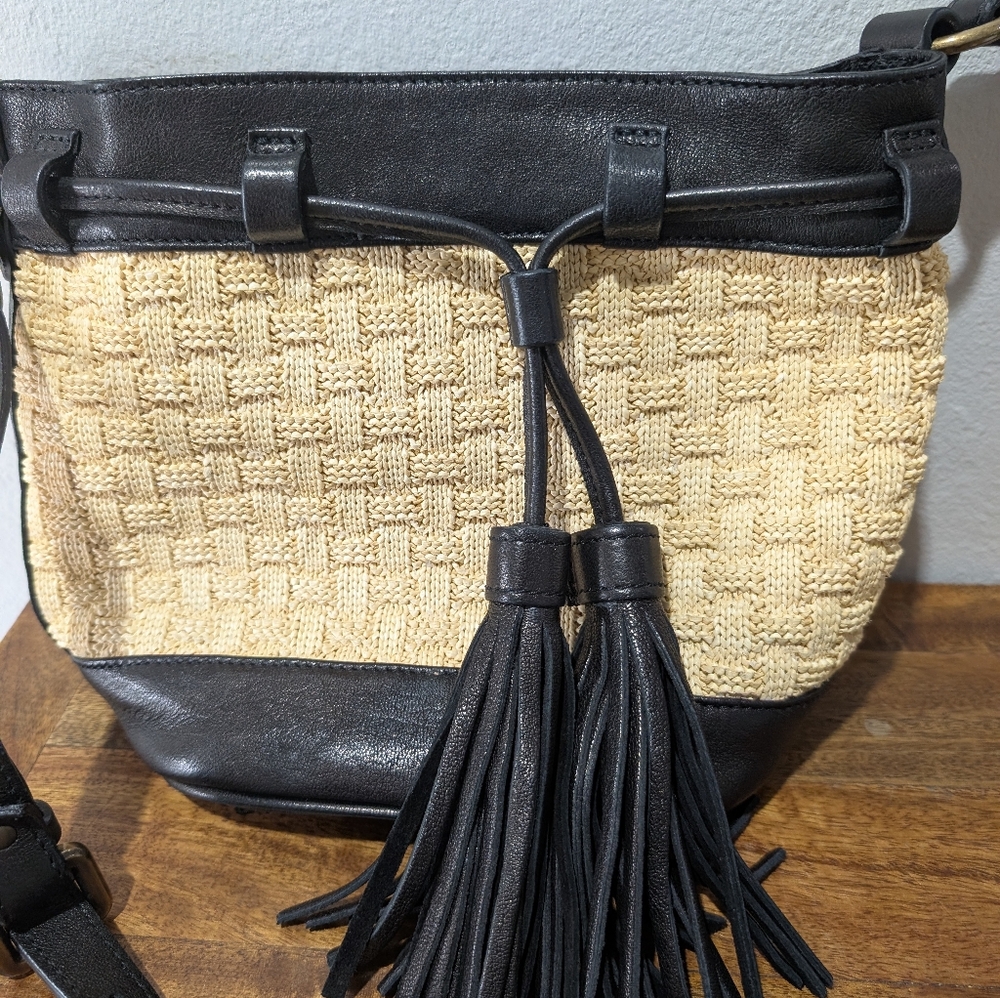 Johnny Was CESTINO ITALIAN RAFFIA BUCKET BAG - Picture 5 of 10